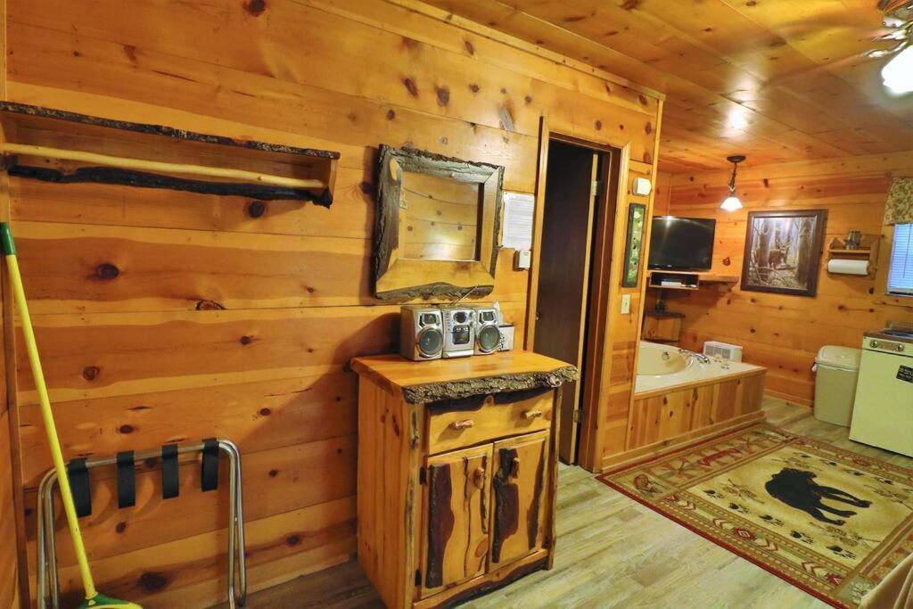 Alpine Mountain Sweetheart Cabin Jacuzzi #8 Helen Zewnętrze zdjęcie